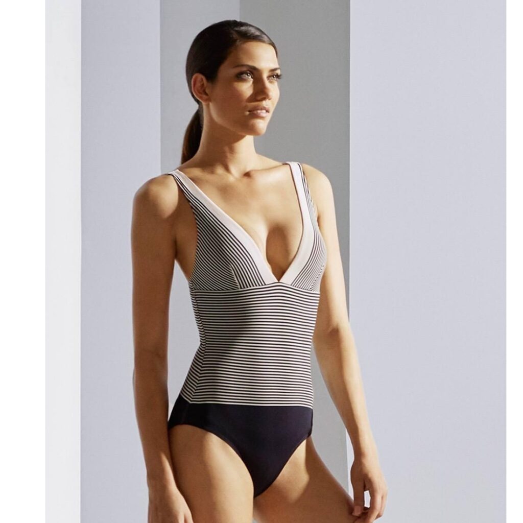 Maillot de bain une piece triangle avec mousses lezaka