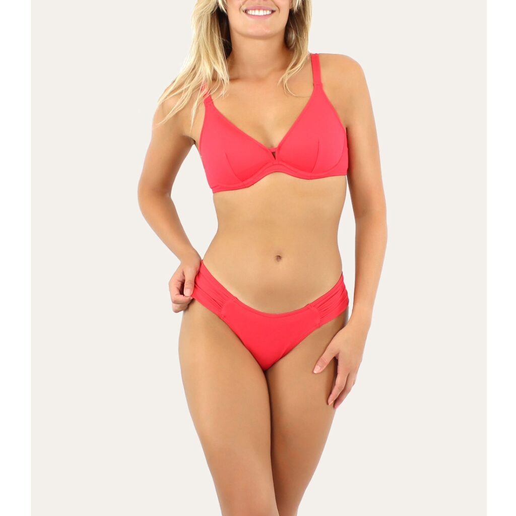 maillot de bain deux pièces triangle rouge